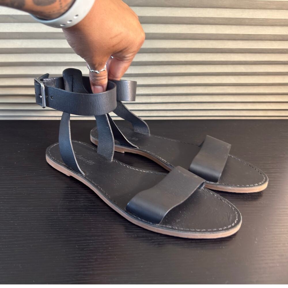 Madewell Black Leather Ankle Strap Flat Sandals Women’s 8.5 Strappy